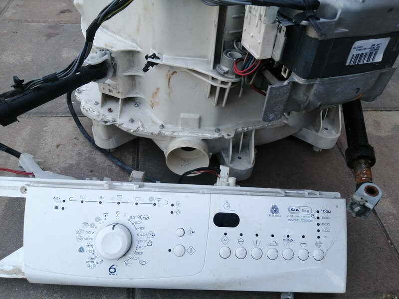 Whirlpool 6-th sense - motor, cuva si instalatie electrica